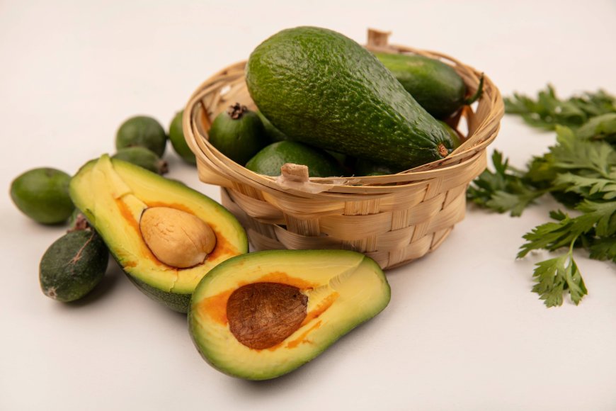 Avocado Fruit Khane Ke Fayde: क्यों यह सुपरफूड है हेल्दी लाइफस्टाइल के लिए?